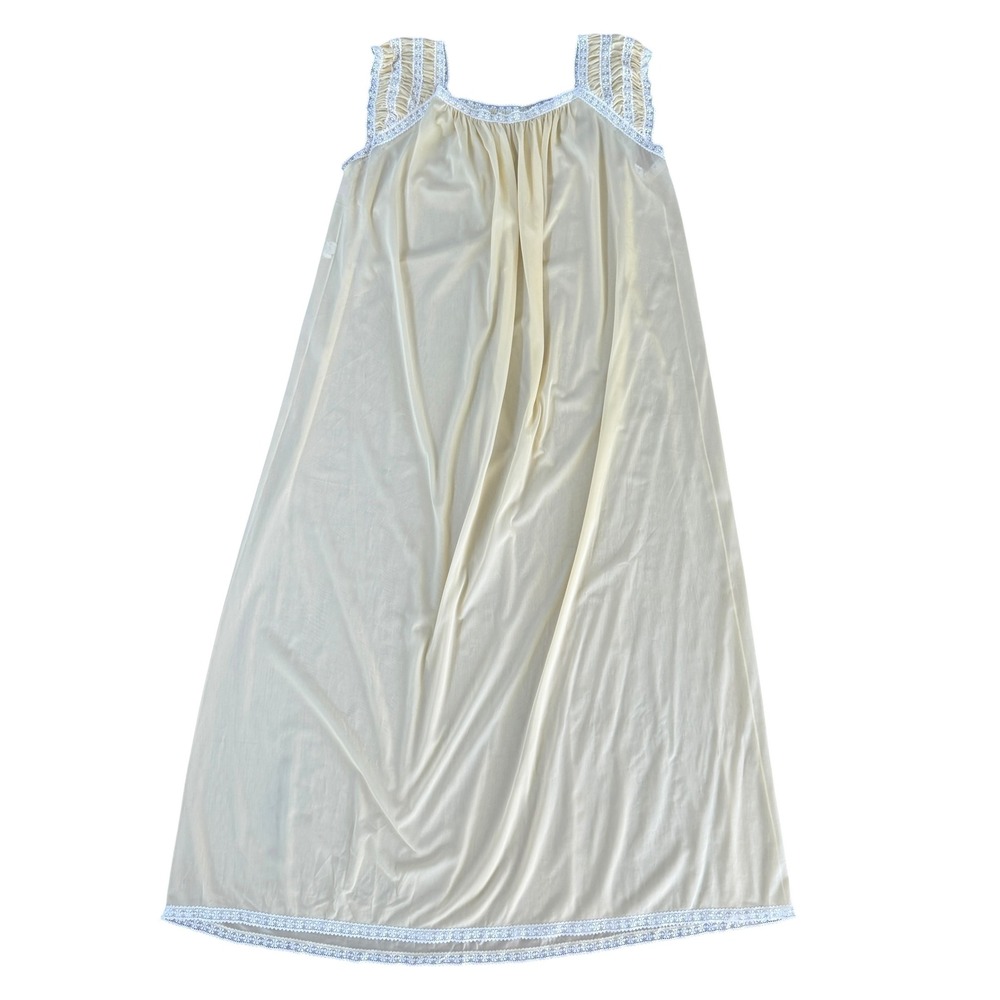 Vanity Fair Vintage 70s Nightgown Maxi Lace Prairie Romantic Medium Yellow